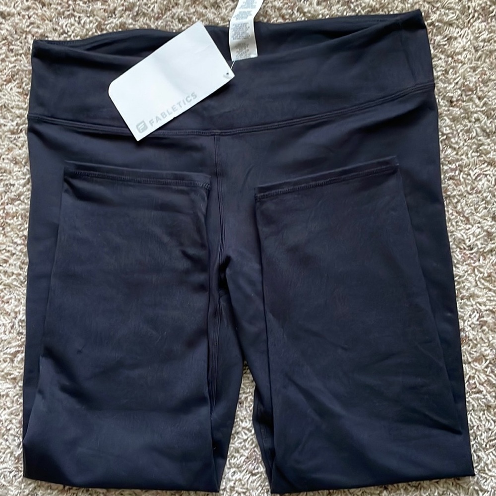 Fabletics black capri leggings brand new